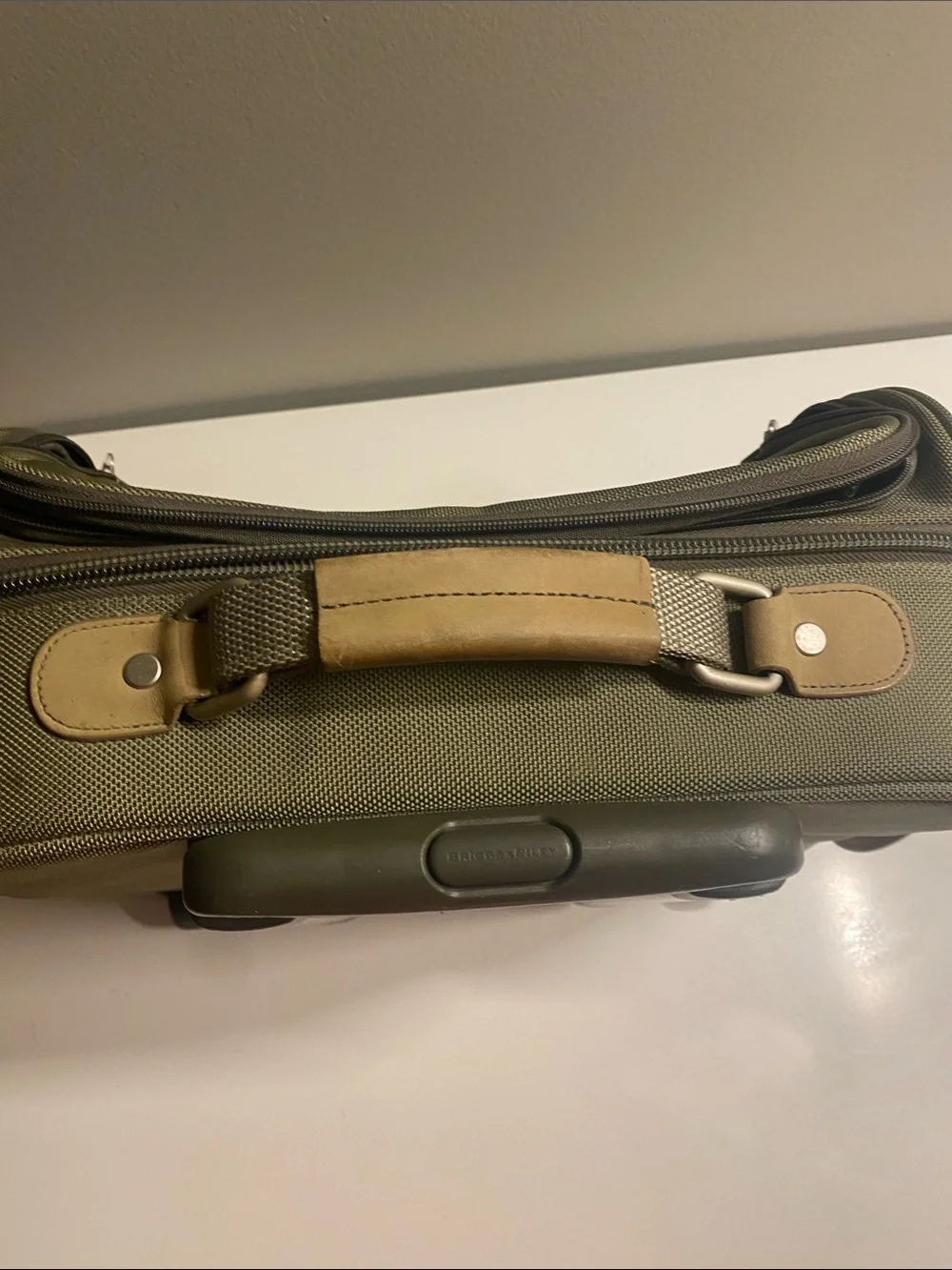 Briggs & Riley 2-Wheel Cabin Bag Carry On Luggage Olive Green